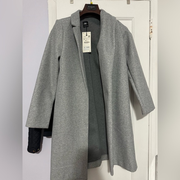 Zara coat - Picture 1 of 2